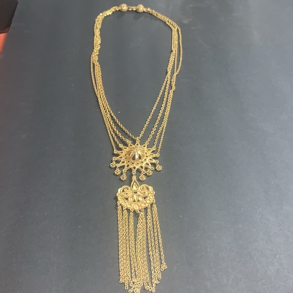Stunning… Gold Art Nouveau Large 40 inch necklace - Picture 8 of 13